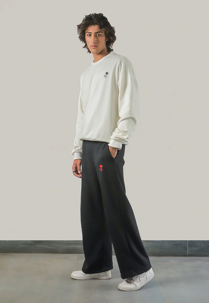 AJWET-06 UNISEX OFF-WHITE OVERSIZED SWEATER 1 PC - Image 5