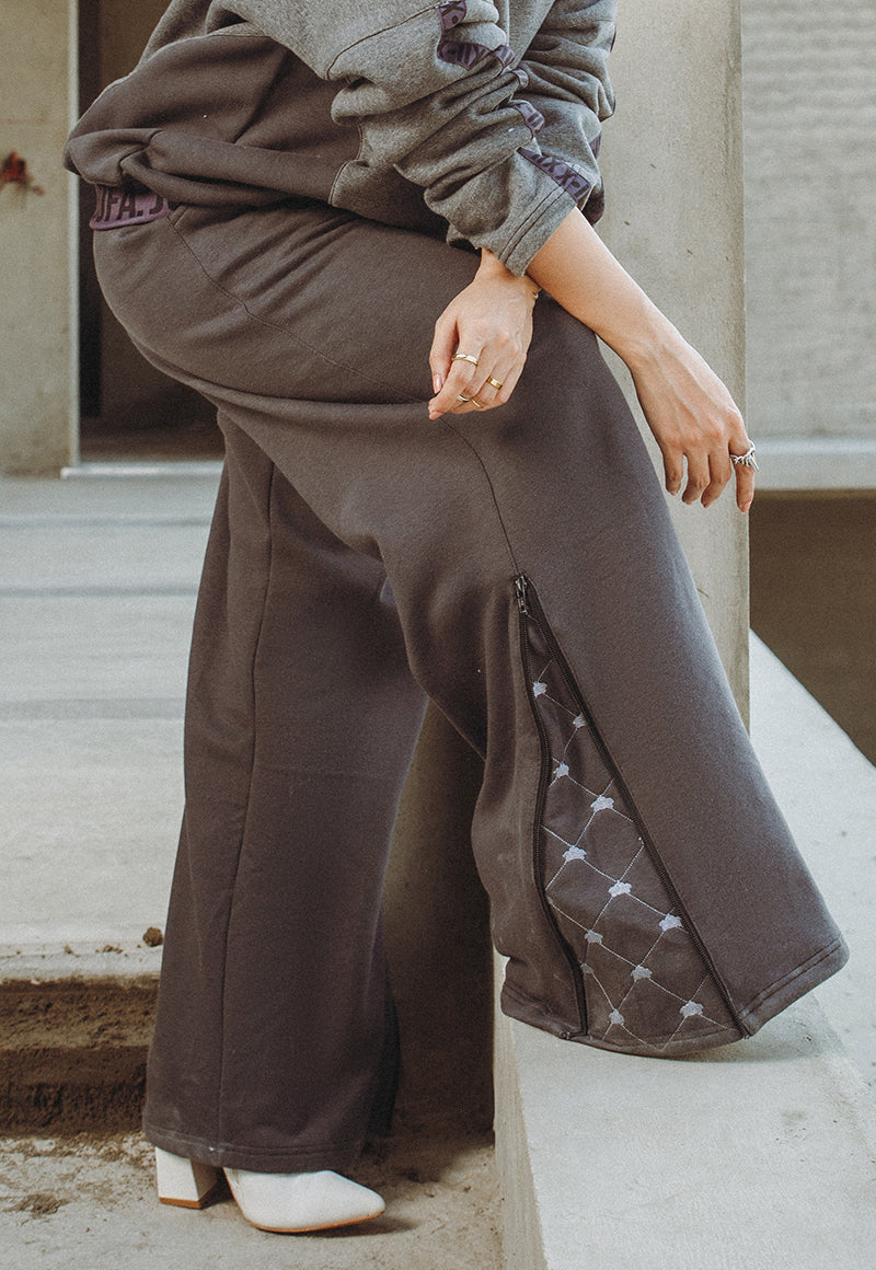 AJWPB-02 UNISEX WIDE LEGGED SWEATPANTS 1 PC - Image 3