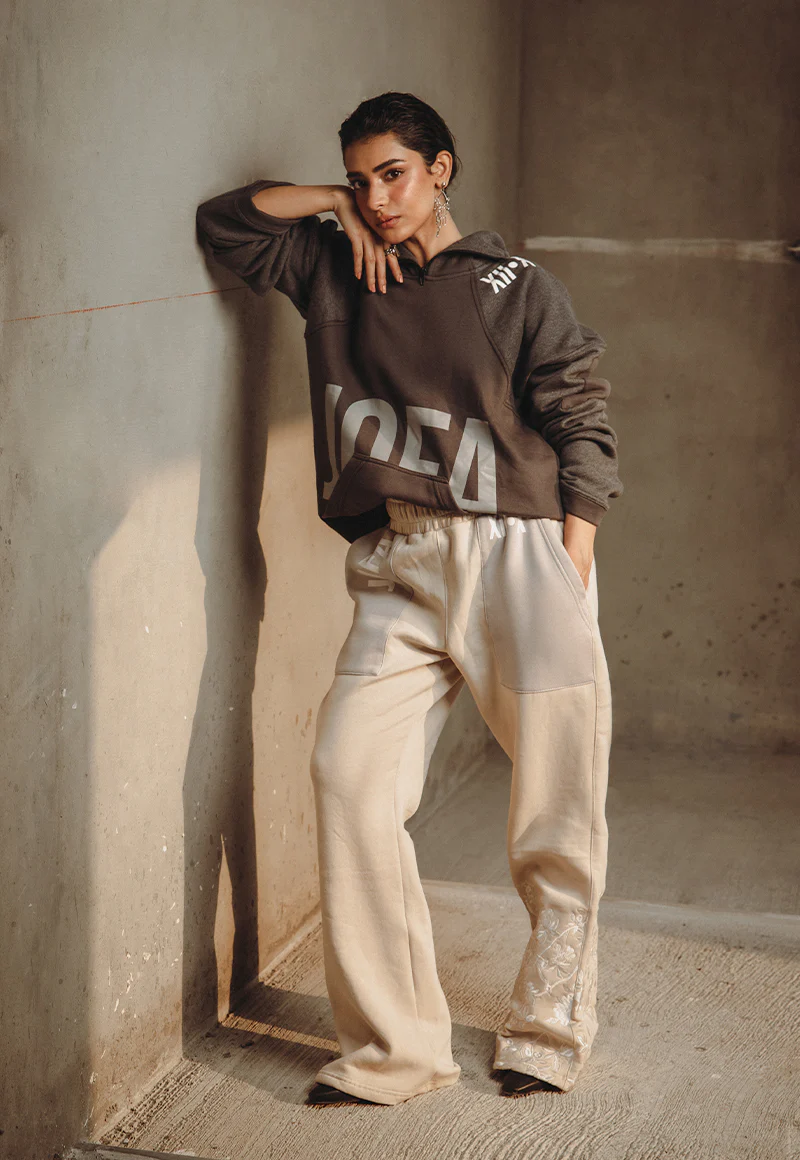 AJWPT-03 UNISEX HIGH COLLARED HOODIE 1 PC - Image 4